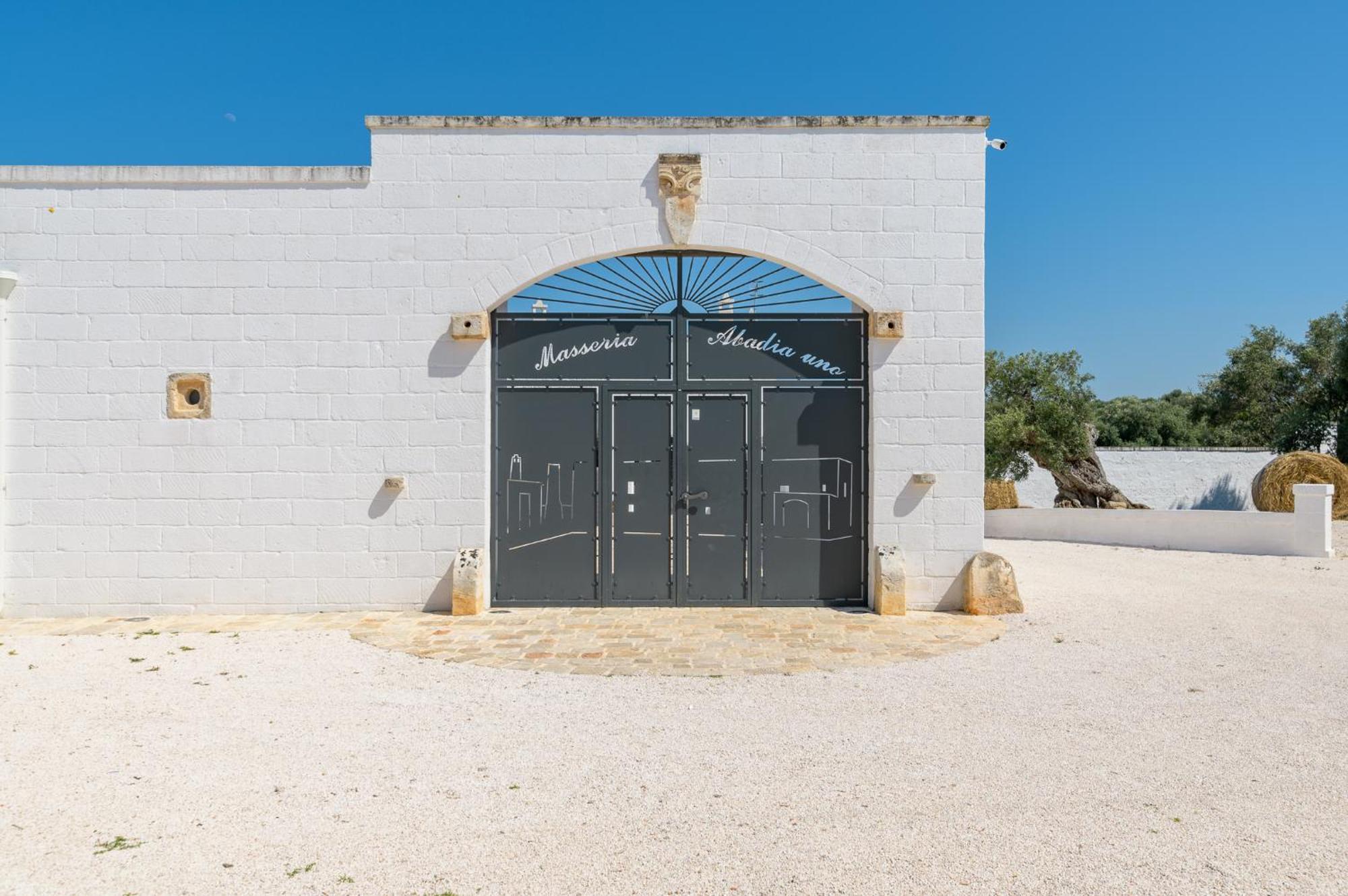 Masseria Abadia Uno Ostuni Kültér fotó